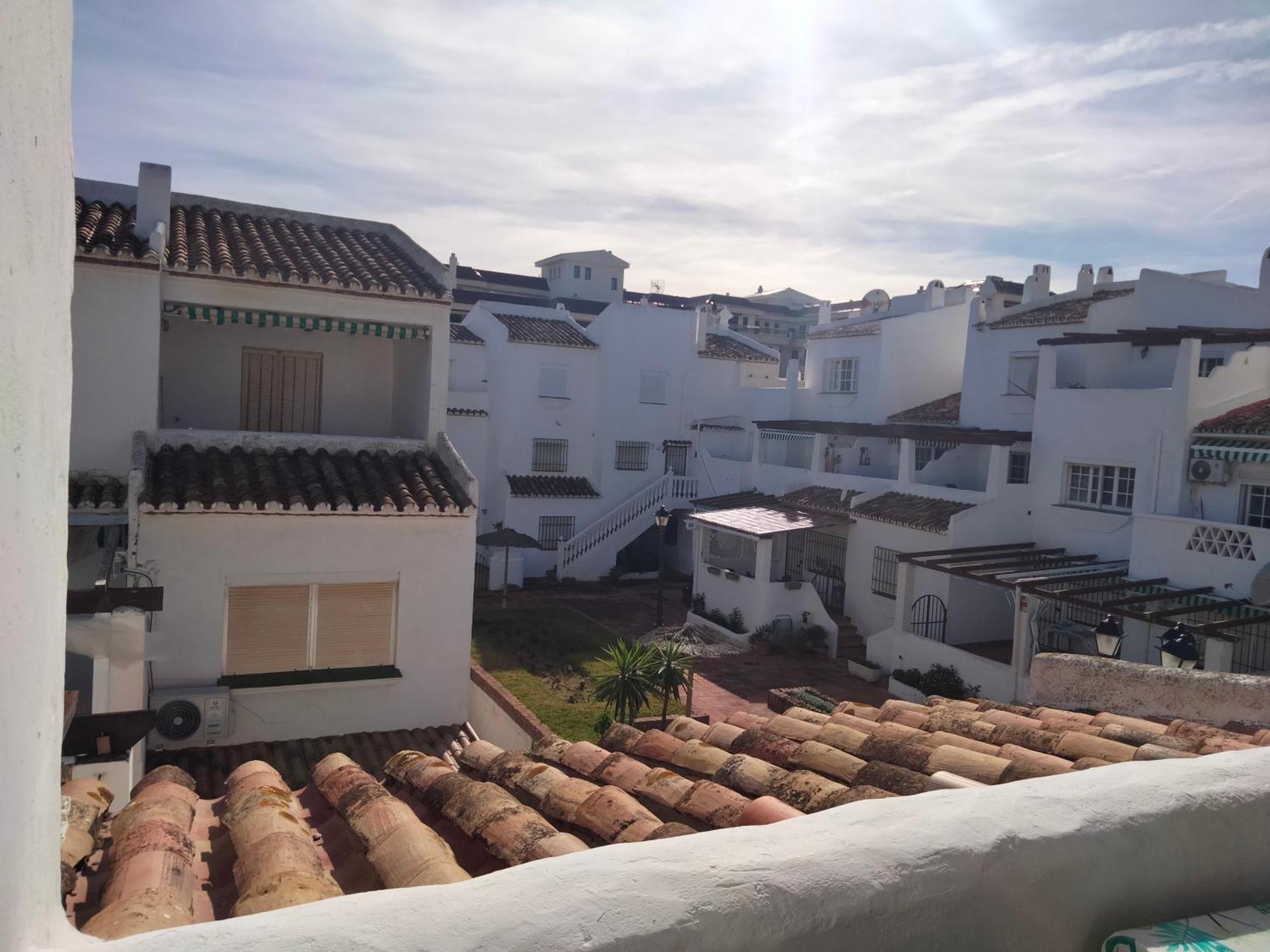 Apartamento Primera Linea De Playa Манилва Екстериор снимка